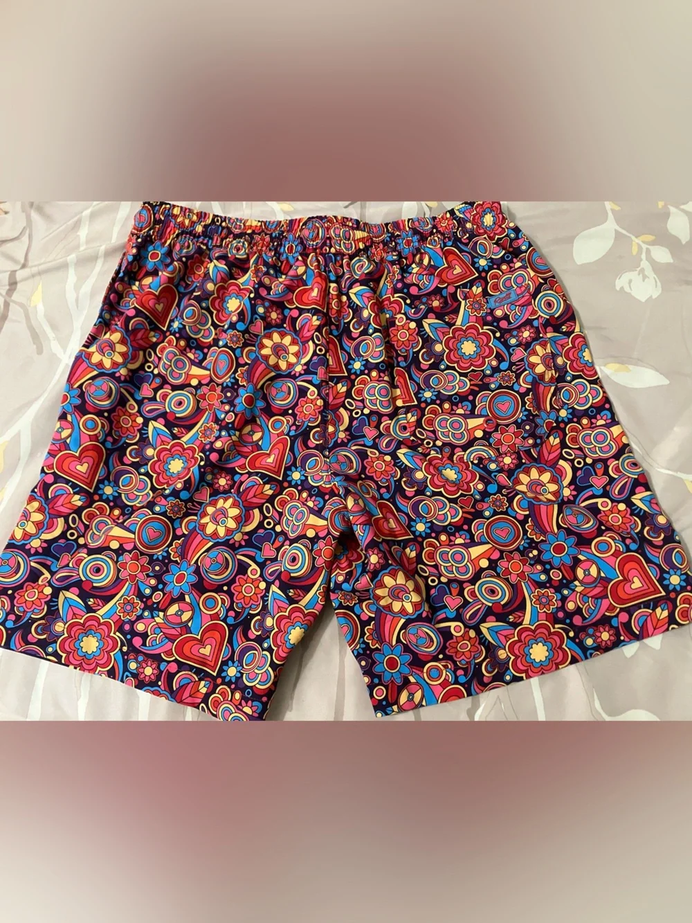 Men's hybrid swim trunks “love overload” size small